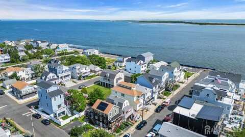 14 Seadrift Avenue, Highlands, NJ 07732