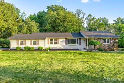 4 Hickory Trail, Flemington, NJ 08822