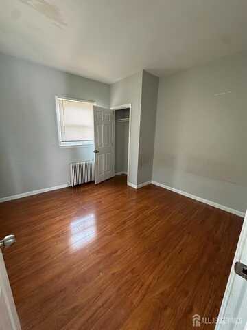1387 Finnegans Lane, North Brunswick, NJ 08824