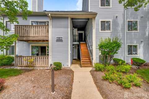 604 Aspen Drive, Plainsboro, NJ 08536