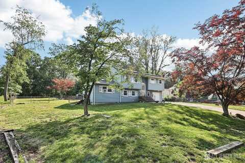 16 Kerschner Lane, East Brunswick, NJ 08816