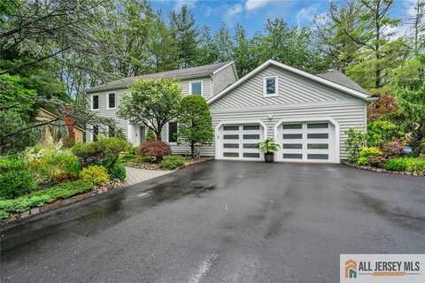 5 Leighton Drive, East Brunswick, NJ 08816