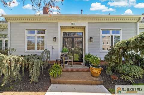 68 Winthrop Road, Monroe, NJ 08831
