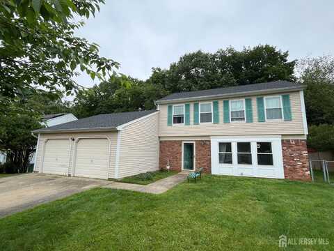 18 Heather Drive, Edison, NJ 08820