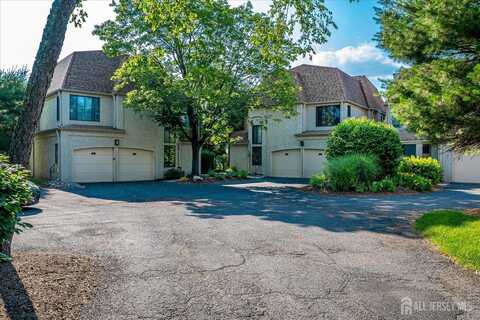 19 Carriage Place, Edison, NJ 08820