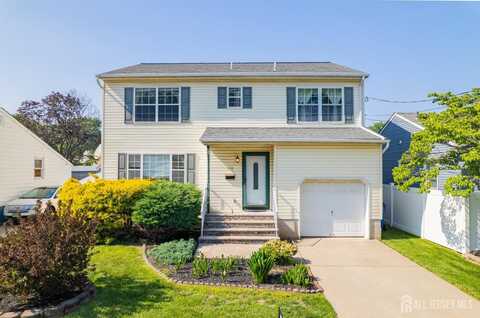 136 Carroll Avenue, Woodbridge, NJ 07095