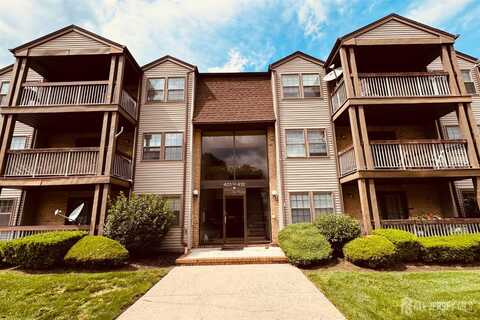 404 Newport Court, Fords, NJ 08863