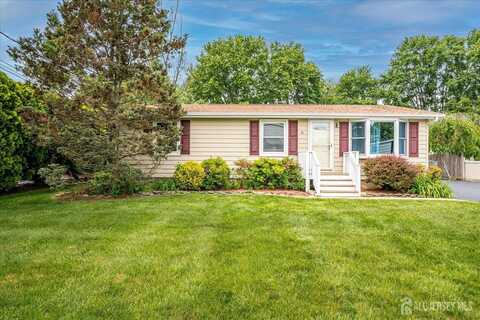 111 John Street, Helmetta, NJ 08828