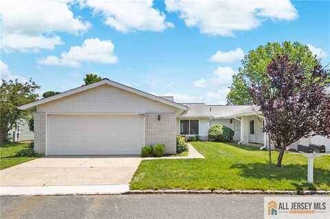 442 Dahlia Plaza, Monroe, NJ 08831