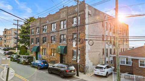 9017 Bergenwood Avenue, North Bergen, NJ 07047