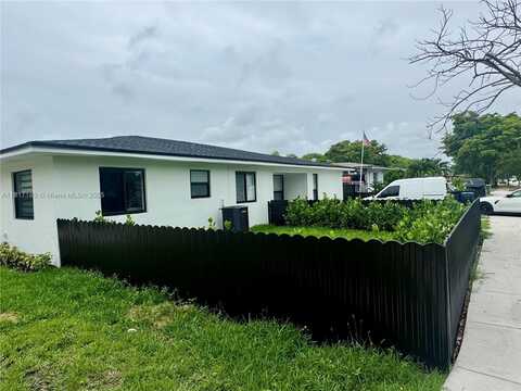 20640 Manta Dr, Cutler Bay, FL 33189