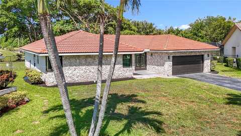 5300 NW 66th Ave, Coral Springs, FL 33067