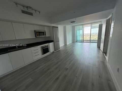 92 SW 3rd St, Miami, FL 33130