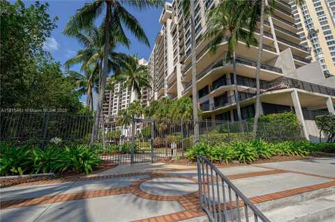 540 Brickell Key Dr, Miami, FL 33131