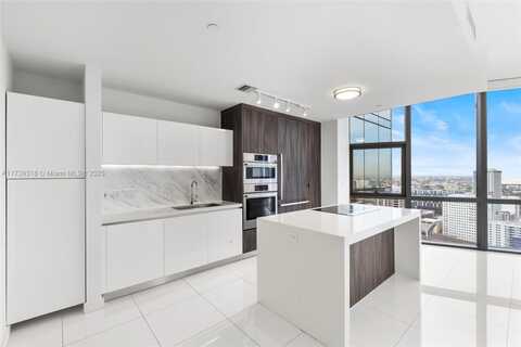 851 NE 1st Ave, Miami, FL 33132