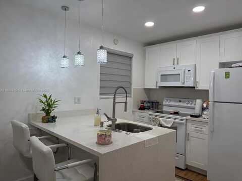 2024 SE 27th Dr, Homestead, FL 33035
