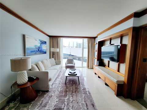 6801 Collins Ave, Miami Beach, FL 33141