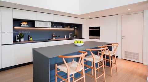 10250 Collins Avenue, Bal Harbour, FL 33154