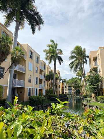 1350 SE 3rd Ave, Dania Beach, FL 33004