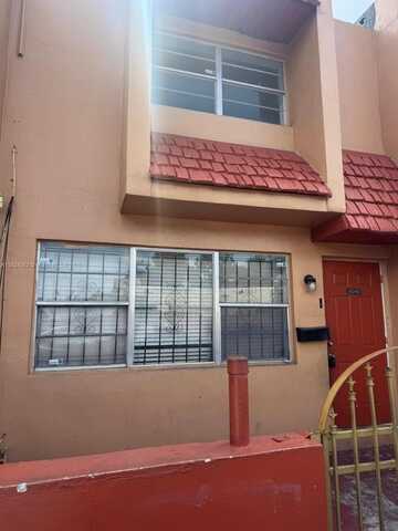 4045 NW 19th St, Lauderhill, FL 33313