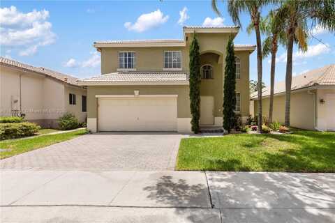 6533 Sandpiper Dr, Coconut Creek, FL 33073