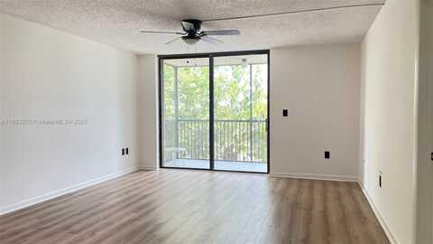 5550 NW 44th St, Lauderhill, FL 33319