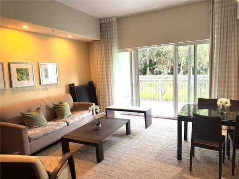 5300 NW 87th Ave, Doral, FL 33178