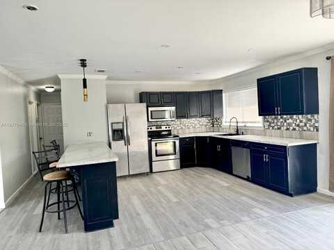 1822 SE Oxmoor Ct, Port Saint Lucie, FL 34952