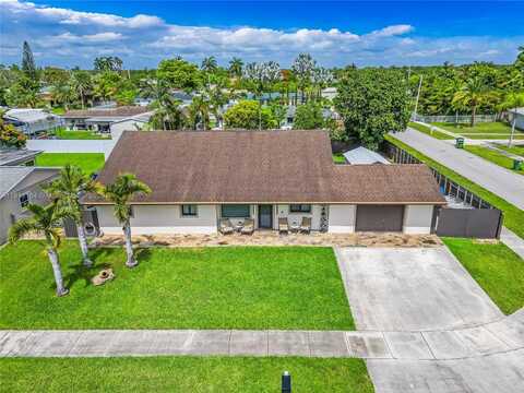 1760 NW 12th Ave, Homestead, FL 33030