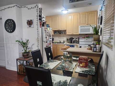110 SE 2nd St, Hallandale Beach, FL 33009