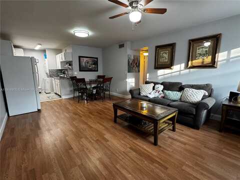 10052 Twin Lakes Dr, Coral Springs, FL 33071