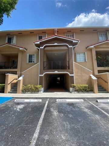 17455 NW 75th Pl, Hialeah, FL 33015