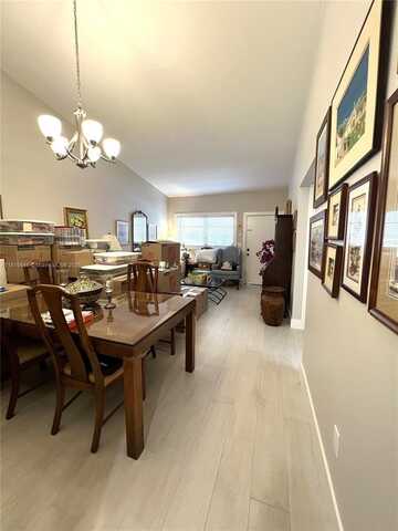 10830 SW 72nd St, Miami, FL 33173