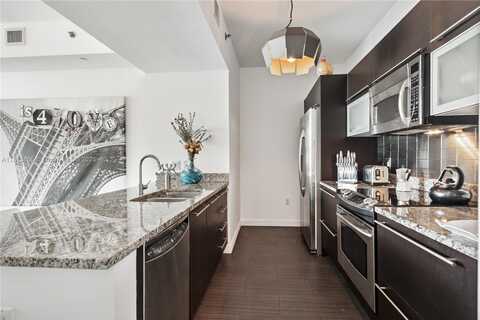 951 Brickell Ave, Miami, FL 33131