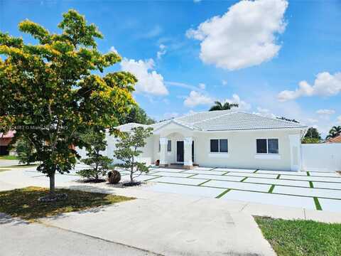 8899 NW 175 ST, Hialeah, FL 33018