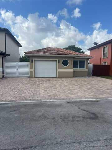 8500 NW 196th Ter, Hialeah, FL 33015