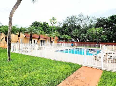 9962 SW 88th St, Miami, FL 33176