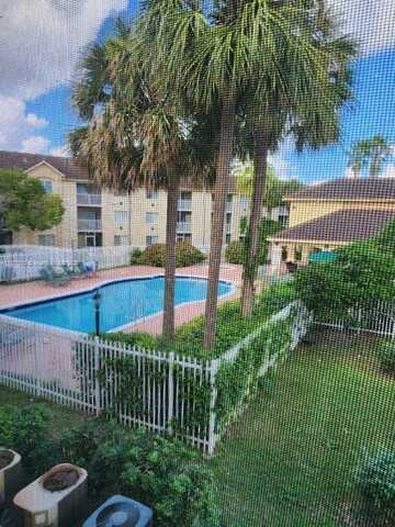 460 S Park Rd, Hollywood, FL 33021