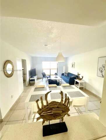 1250 Lincoln Rd, Miami Beach, FL 33139