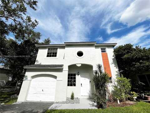 9832 NW 9th Ct, Plantation, FL 33324