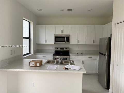 13404 SW 287th St, Homestead, FL 33033