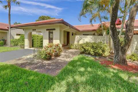 8511 Casa Del Lago, Boca Raton, FL 33433
