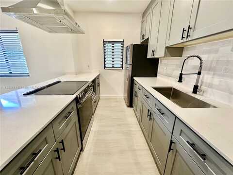 221 SW 11th Ave, Miami, FL 33130