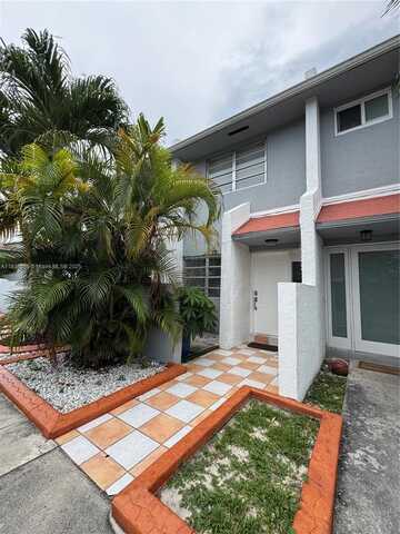 11431 SW 7th Ter, Sweetwater, FL 33174