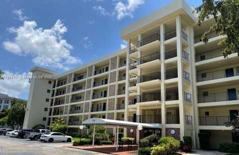 2751 N Palm Aire Dr, Pompano Beach, FL 33069