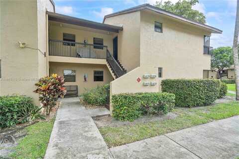 3773 Cocoplum Cir, Coconut Creek, FL 33063