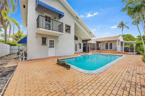 8630 SW 47th Ter, Miami, FL 33155