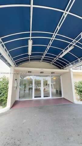 2821 N Miami Beach Blvd, North Miami Beach, FL 33160
