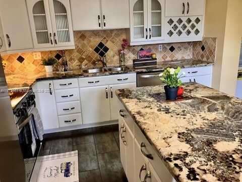 3910 Inverrary Blvd, Lauderhill, FL 33319