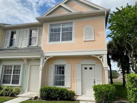 16703 Hemingway Dr, Weston, FL 33326